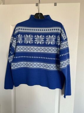 Tahari Blue and White Nordic Jacquard  Crewneck Sweater. Ptp 24”